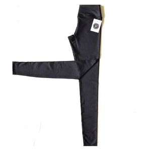 Pure Barre by Splits59 legging